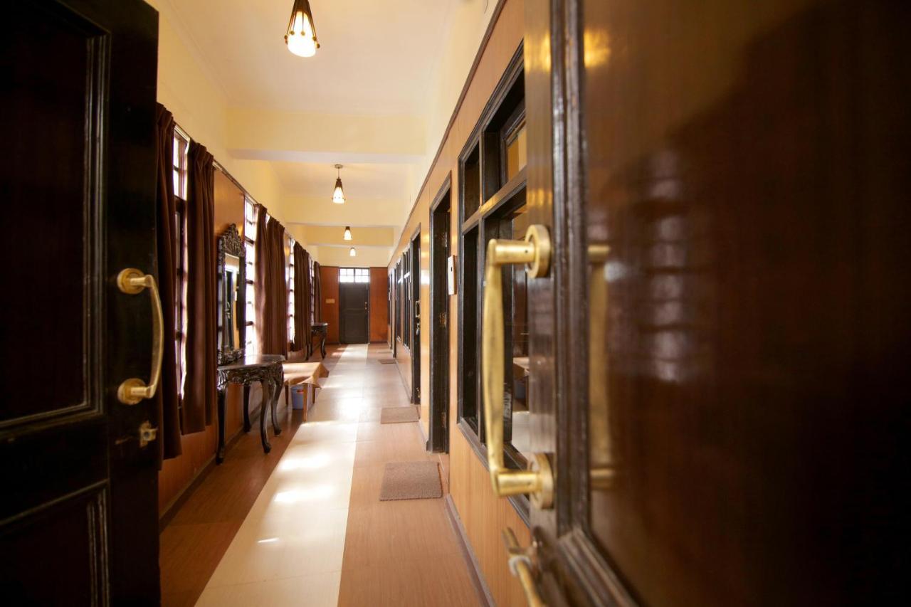 נייניטל Ashokas Naini Chalet חדר תמונה