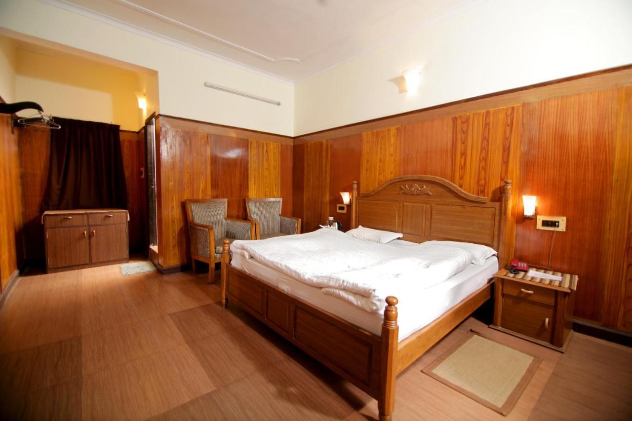 נייניטל Ashokas Naini Chalet חדר תמונה